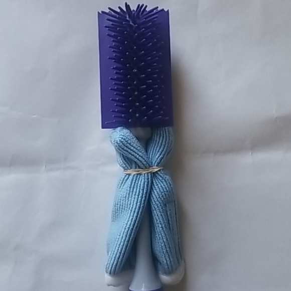 Norwex Kitchen Norwex Bottle Brush And Enviro Sleeve Poshmark
